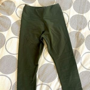 Kiragrace dark green leggings